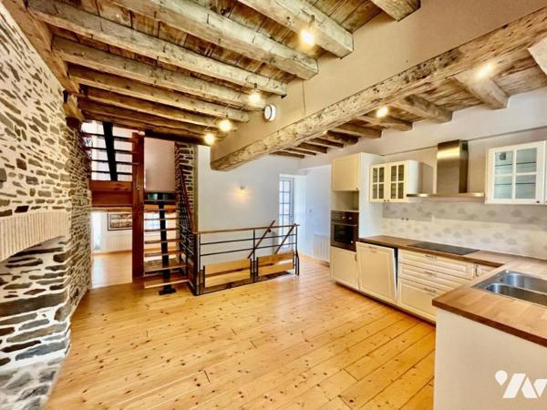 MAISON et STUDIO au cœur de DOL