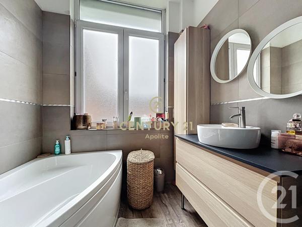 Appartement F4 à vendre  4 pièces - 128 m2 LILLE - 59