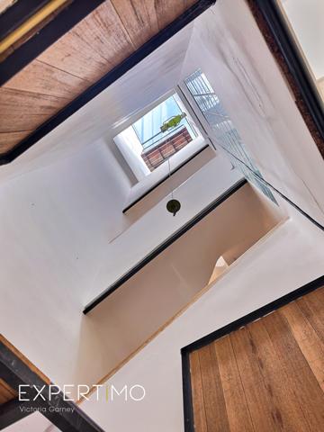 Rians (83560) Maison de village rénovée avec vue et terrasses