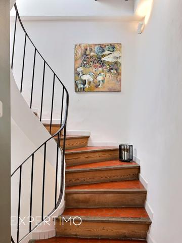 Rians (83560) Maison de village rénovée avec vue et terrasses