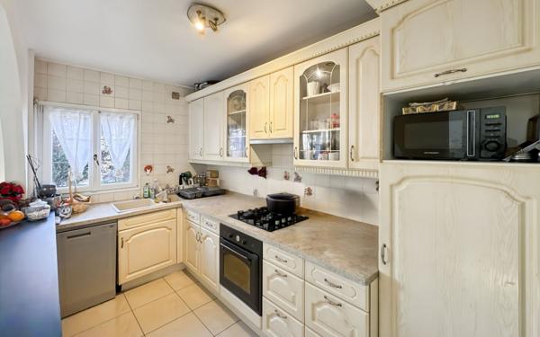 Maison à vendre    4 pièces •  Les Pavillons-sous-Bois