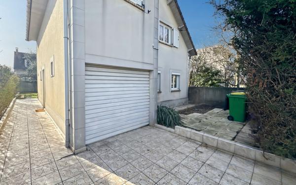 Maison à vendre    4 pièces •  Les Pavillons-sous-Bois