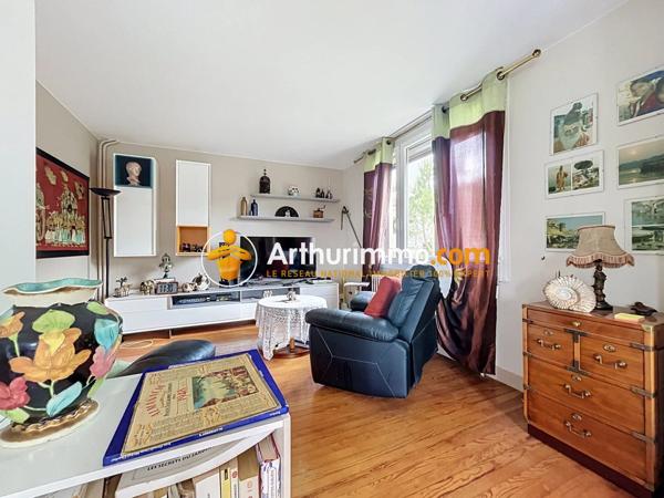 Vente                                                      Maison
                        
                     6 pièces                      150 m2                     à Bourgoin-Jallieu