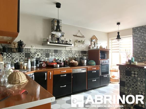VIAGER OCCUPÉ – Appartement 4 pièces à moins d’1 km de la gare d’Amiens – Fort potentiel avec arrivée du TGV en 2028 AMIENS