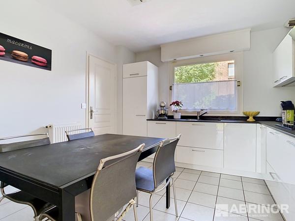 MAISON INDIVIDUELLE, 4 CHAMBRES, JARDIN SUD, GARAGE DOUBLE, STATIONNEMENT VILLENEUVE D ASCQ