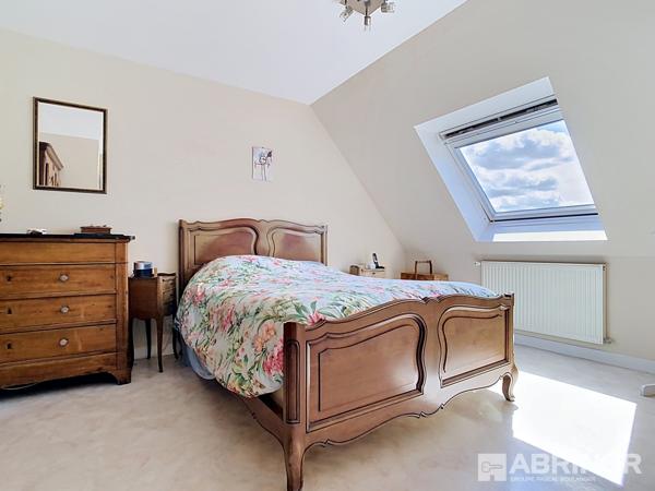MAISON INDIVIDUELLE, 4 CHAMBRES, JARDIN SUD, GARAGE DOUBLE, STATIONNEMENT VILLENEUVE D ASCQ