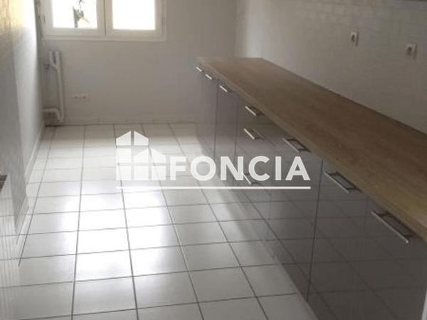 Location Appartement 4 pièces 79.36 m² - 1 CHEMIN VULCAIN Grenoble 38000