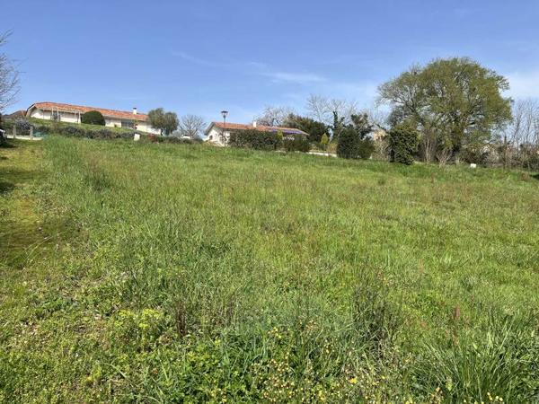 Terrain à vendre |  Montaut |  1353 m²
