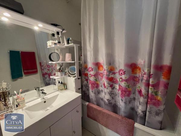 Appartement à louer 2 pièces 42m²