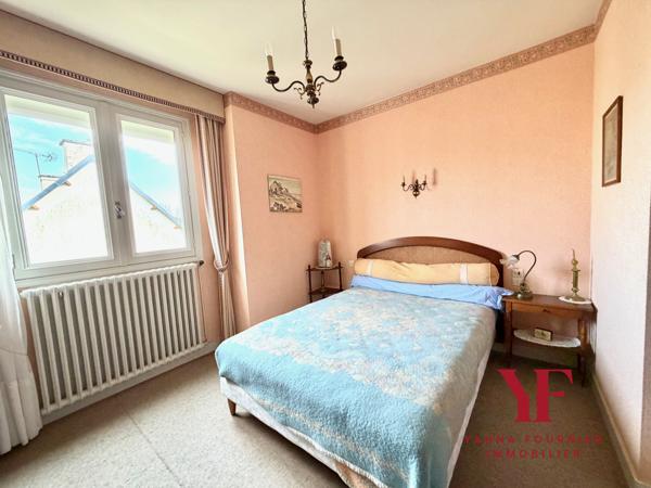 Châteauneuf-du-Faou (29520) BELLE MAISON A CHATEAUNEUF-DU-FAOU, 8 PIÈCES, 5 CHAMBRES, VUE DÉGAGÉE, AU CALME