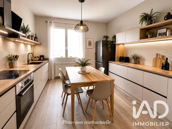 Maison à vendre 4 pièces 89 m² Bourbon-l'Archambault