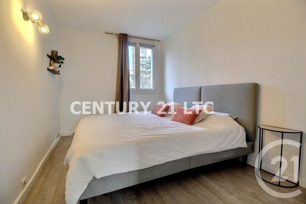 Appartement F3 à vendre  3 pièces - 56,54 m2 CHARENTON LE PONT - 94