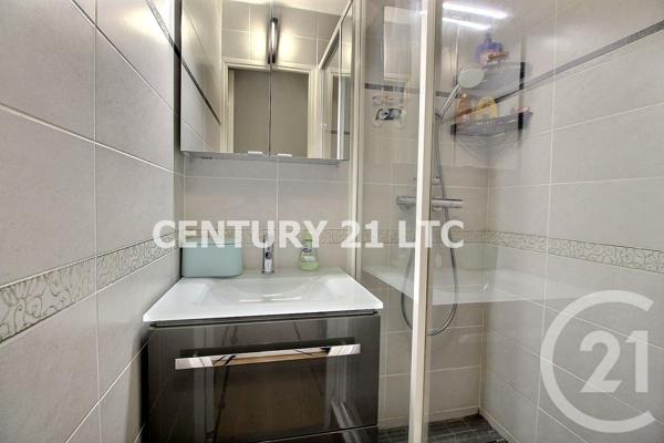 Appartement F3 à vendre  3 pièces - 56,54 m2 CHARENTON LE PONT - 94