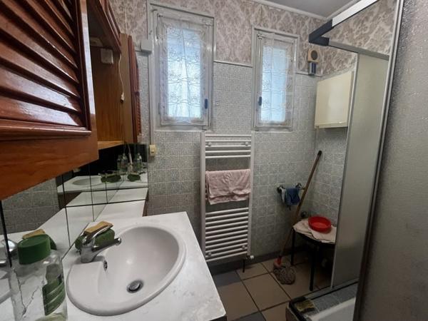 Maison à vendre |                                       Saint-Pantaléon-de-Larche |                                        4 pièces  |  71 m²