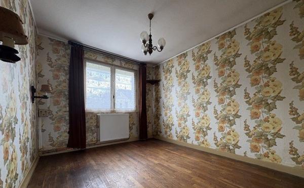 Maison à vendre |                                       Saint-Pantaléon-de-Larche |                                        4 pièces  |  71 m²