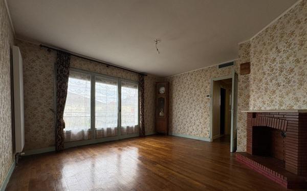 Maison à vendre |                                       Saint-Pantaléon-de-Larche |                                        4 pièces  |  71 m²