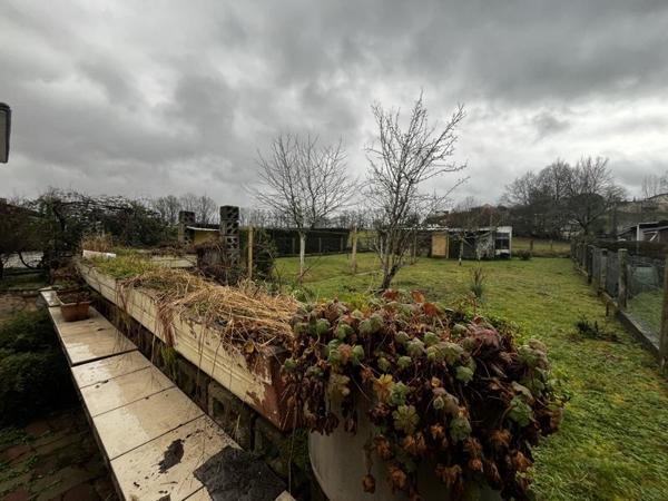 Maison à vendre |                                       Saint-Pantaléon-de-Larche |                                        4 pièces  |  71 m²