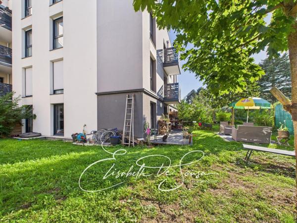 3 pièces moderne avec jardin privatif de 140 m²