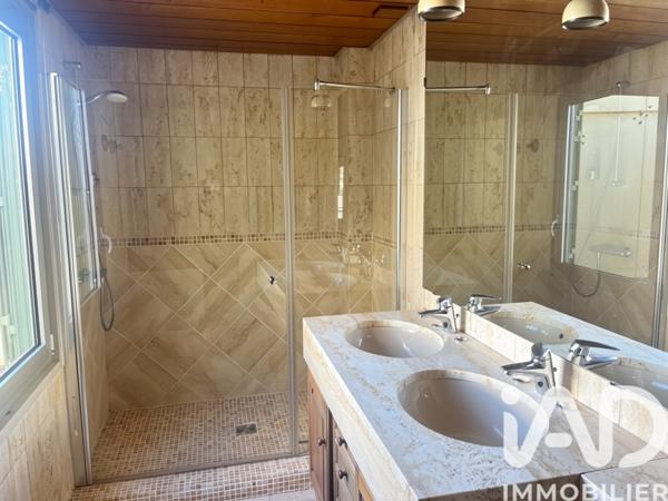 Maison à vendre 6 pièces 175 m² Fontainebleau