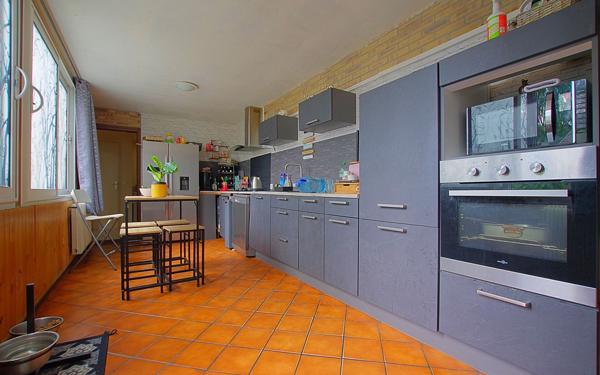 Maison à vendre    6 pièces •  Roye