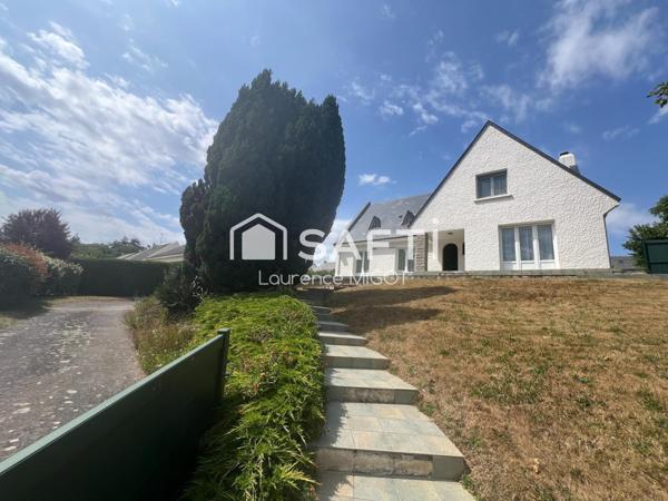 Maison soignée 5 ch. sur terrain paysagé