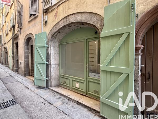 Location studio 26,43 m² Toulon