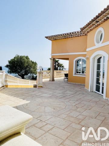 Maison à vendre 20 pièces 630 m² Roquebrune-sur-Argens