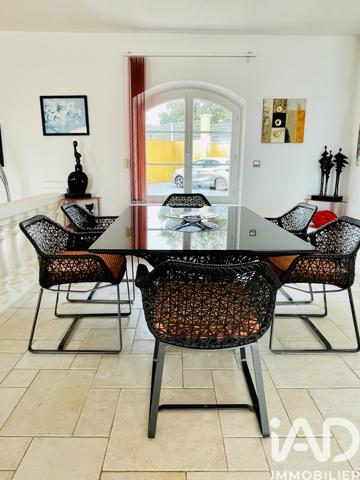Maison à vendre 20 pièces 630 m² Roquebrune-sur-Argens