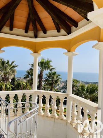 Maison à vendre 20 pièces 630 m² Roquebrune-sur-Argens