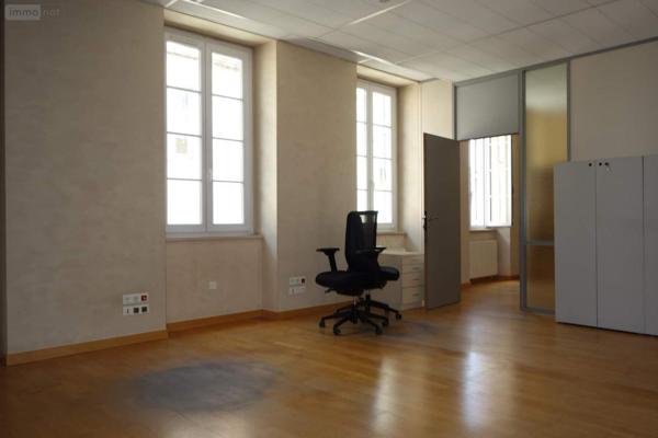 Fonds et/ou murs commerciaux à vendre à Mâcon en Saône-et-Loire (71000), ref : MU 56