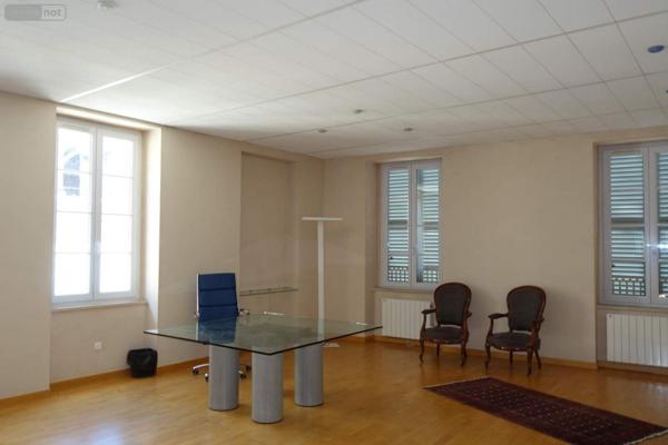 Fonds et/ou murs commerciaux à vendre à Mâcon en Saône-et-Loire (71000), ref : MU 56