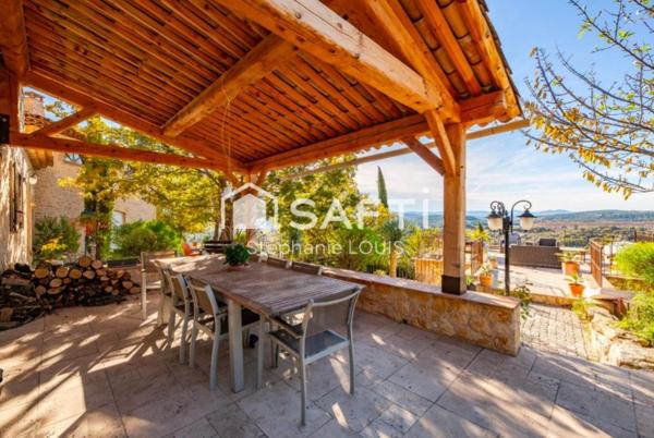 BATISSE PROVENCALE AVEC ROOFTOP ET PISCINE