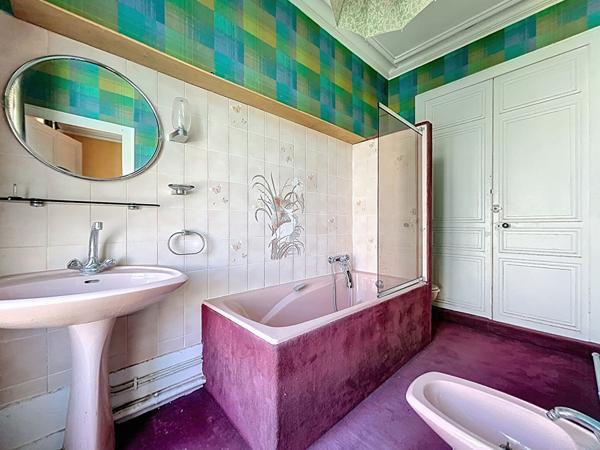 Maison Angers 9 pièce(s) 221 m²