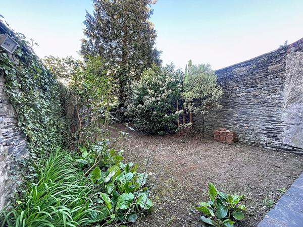 Maison Angers 9 pièce(s) 221 m²