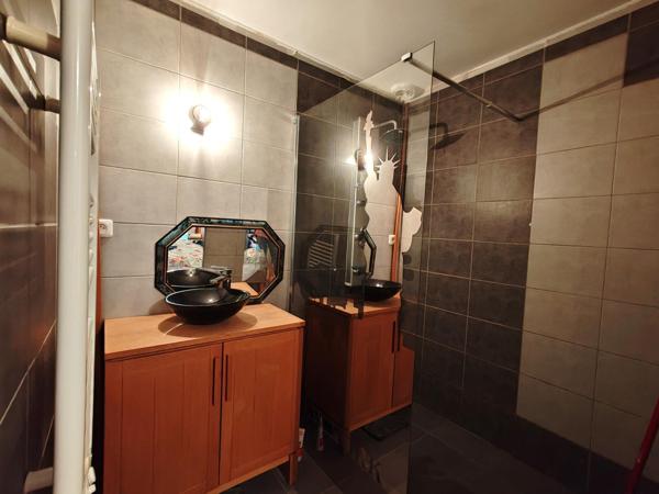 Contemporaine BBC de 2014  à 7 minutes du coeur de ville !