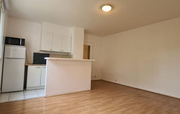 Vente Studio Livry-gargan   