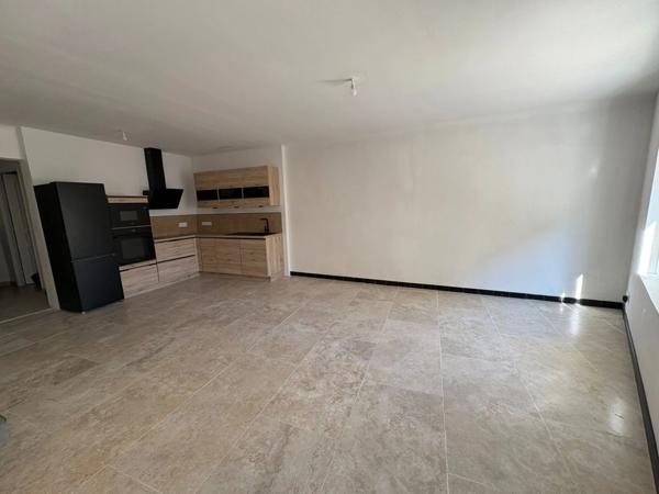 Maison à vendre 4 pièces GENERAC (30) rénovée - sans travaux -