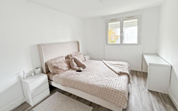 Appartement à vendre    3 pièces • 64 m2 Olivet