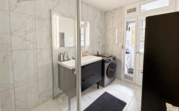 Appartement à vendre    3 pièces • 64 m2 Olivet