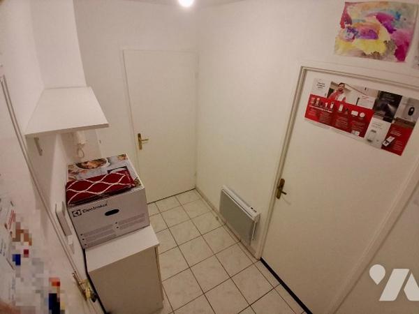 QUARTIER REMICOURT, PROXIMITE PARC DES CHAMPS ELYSEES, APPARTEMENT AU REZ-DE-CHAUSSEE