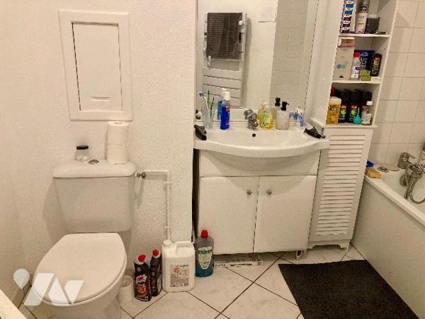 QUARTIER REMICOURT, PROXIMITE PARC DES CHAMPS ELYSEES, APPARTEMENT AU REZ-DE-CHAUSSEE