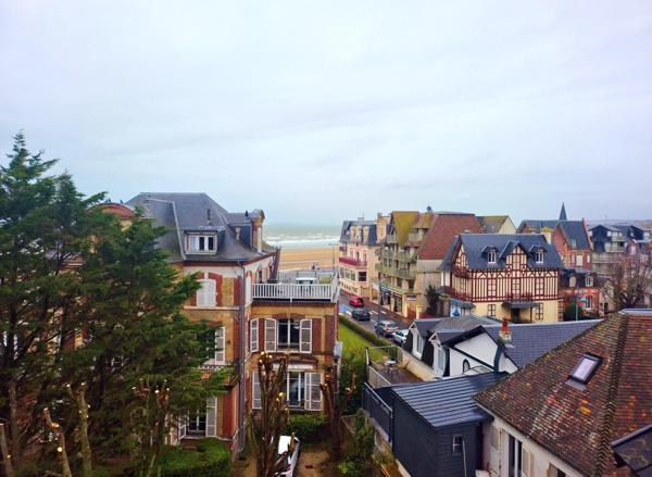 Appartement-VUE MER 30m²- Centre ville- Plage à 2'