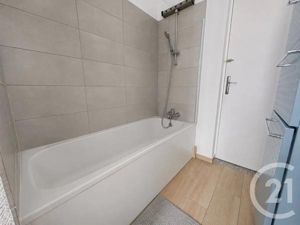 Appartement F3 à vendre  3 pièces - 66,55 m 2   MANTES LA JOLIE  - 78