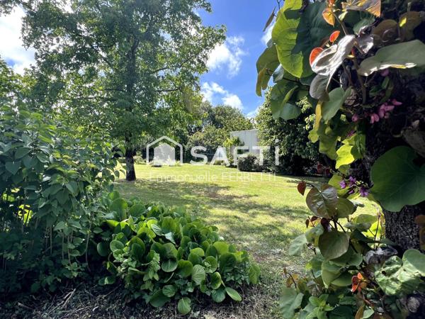 MAISON AVEC GRAND TERRAIN AU CALME A 10 MINUTE DES PLAGES
