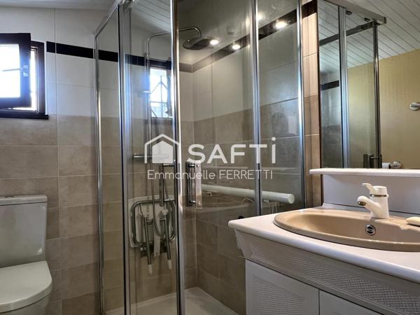 MAISON AVEC GRAND TERRAIN AU CALME A 10 MINUTE DES PLAGES