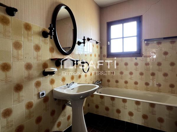 MAISON AVEC GRAND TERRAIN AU CALME A 10 MINUTE DES PLAGES