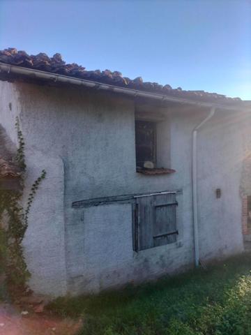 Ancienne maison de campagne entièrement à rénover