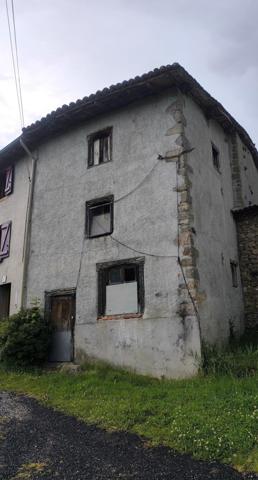 Ancienne maison de campagne entièrement à rénover