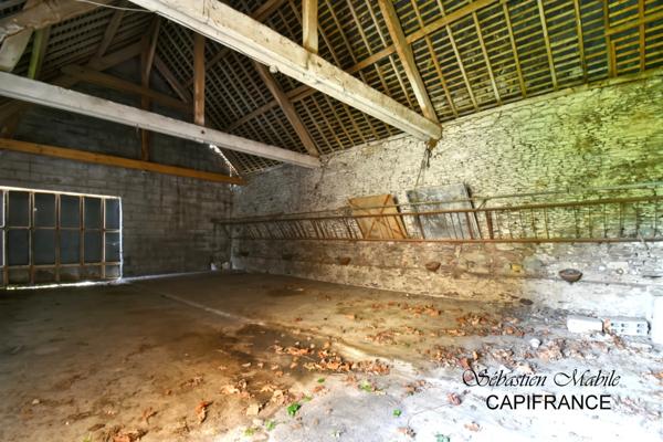 Maison rénovée + ancienne maison + (granges, écurie, étable) LES PAS -PONTORSON (50) en Baie du Mont Saint Michel
