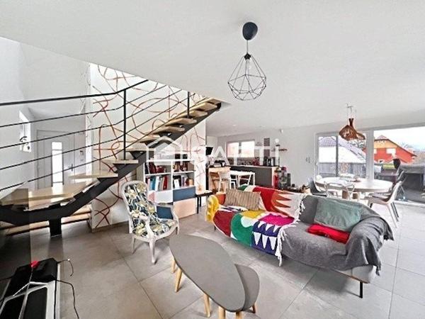 Superbe maison à ossature bois à Hésingue – Confort, Lumière et Modernité